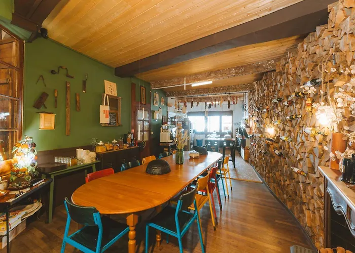 Hostel Eau Berges Val-de-Sos