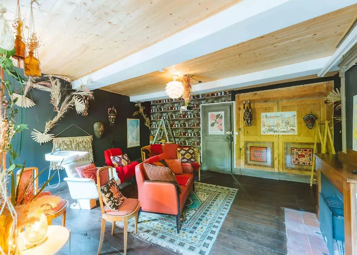 Eau Berges Hostel Val-de-Sos